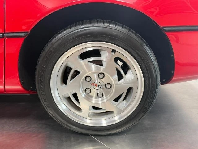 1990 Chevrolet Corvette C4 - Image 24 of 31