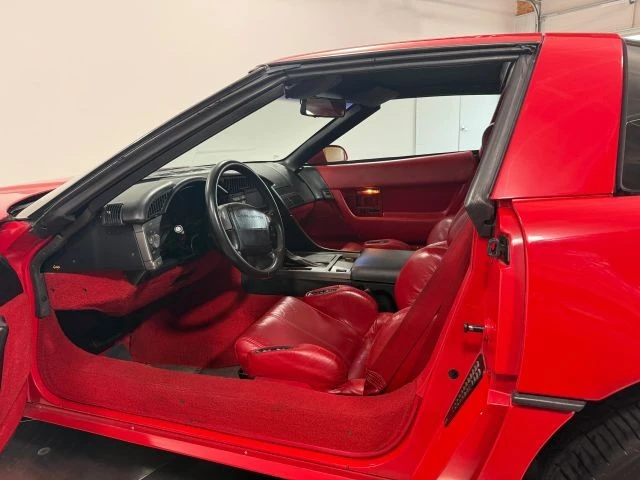 1990 Chevrolet Corvette C4 - Image 29 of 31