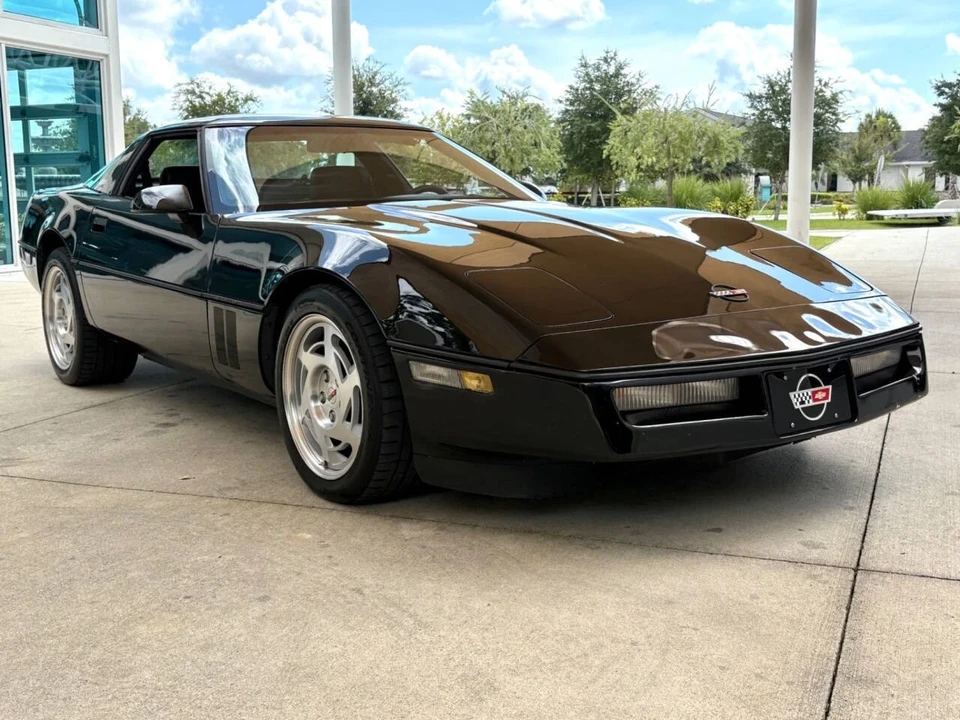 1990 Chevrolet Corvette C4 - Image 4 of 12