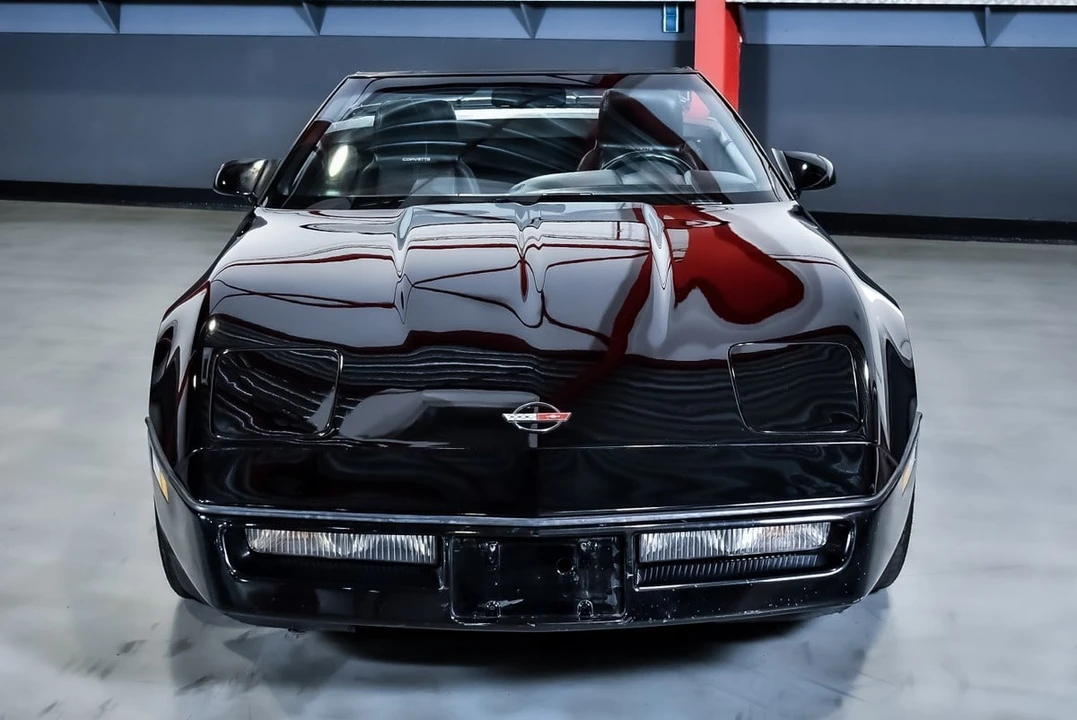 1990 Chevrolet Corvette C4 - Image 2 of 30