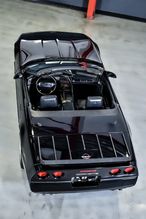 1990 Chevrolet Corvette C4 - Image 23 of 30