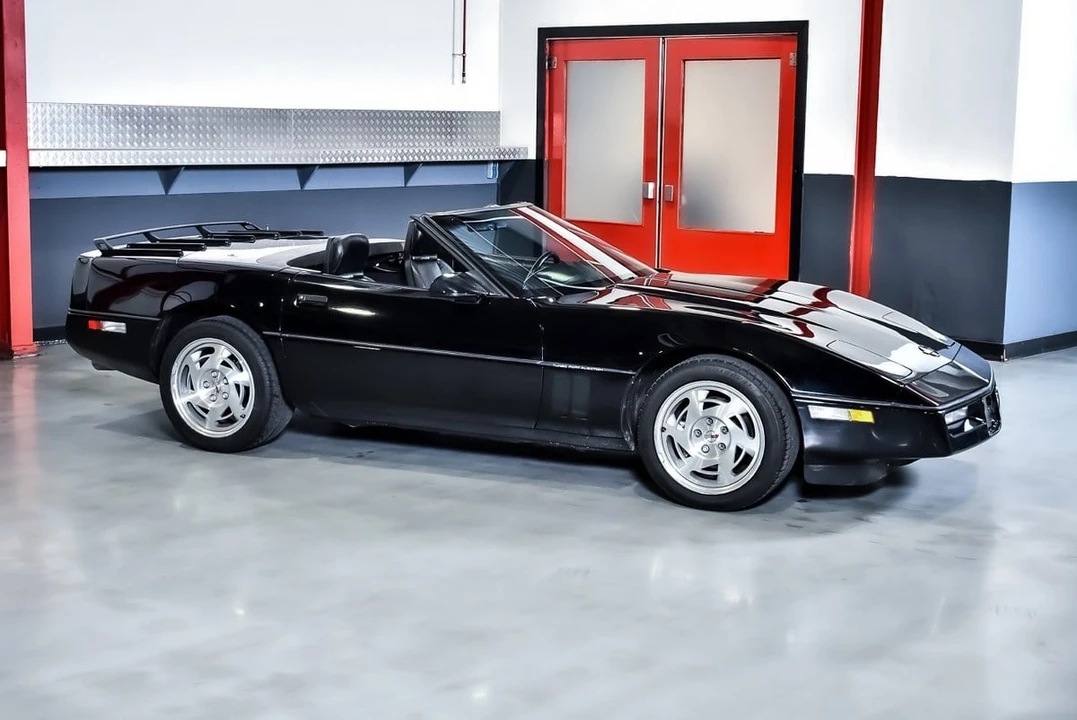 1990 Chevrolet Corvette C4 - Image 10 of 30
