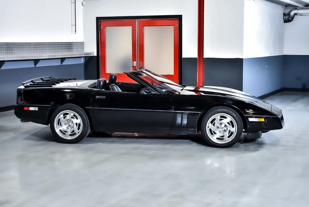 1990 Chevrolet Corvette C4 - Image 12 of 30