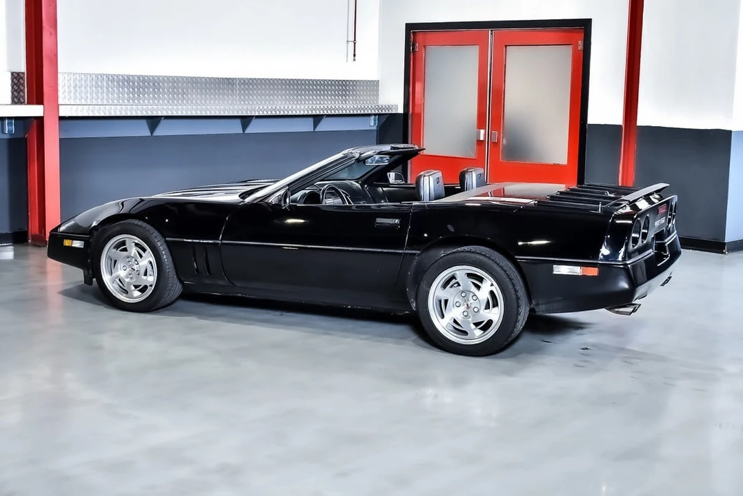 1990 Chevrolet Corvette C4 - Image 20 of 30