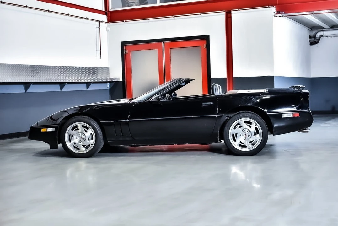 1990 Chevrolet Corvette C4 - Image 22 of 30