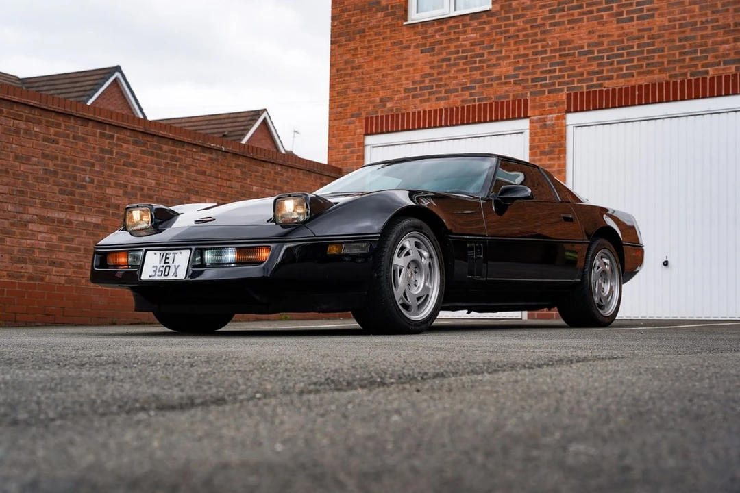 1990 Chevrolet Corvette C4 - Image 5 of 30