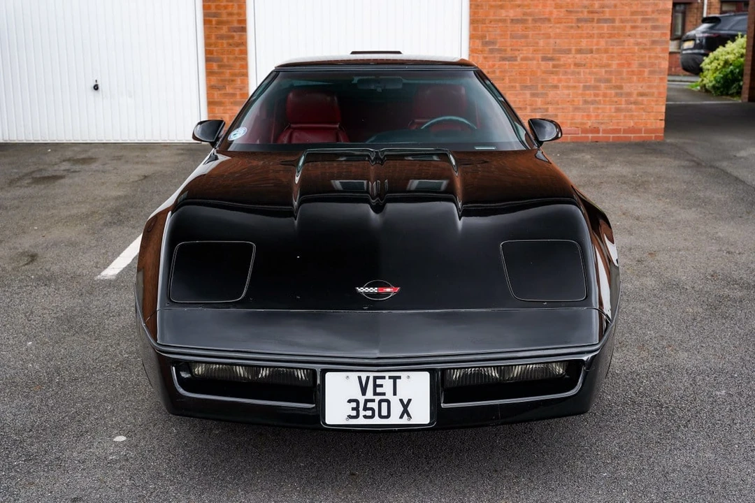 1990 Chevrolet Corvette C4 - Image 9 of 30