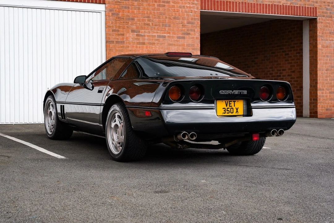 1990 Chevrolet Corvette C4 - Image 24 of 30