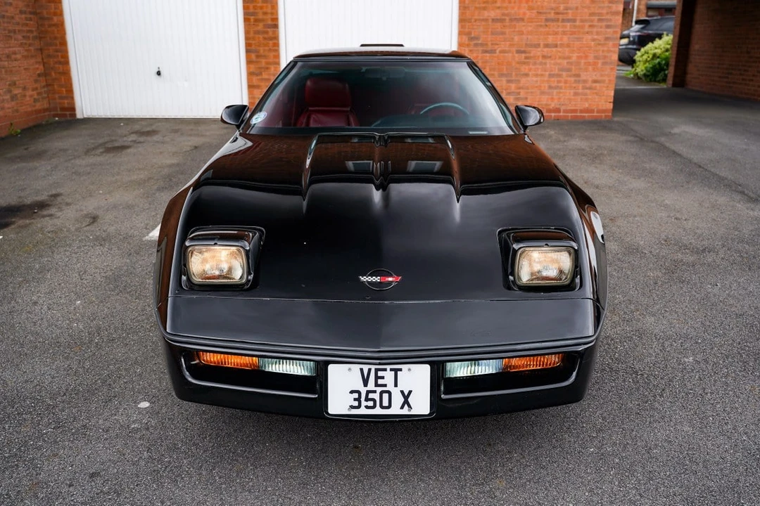 1990 Chevrolet Corvette C4 - Image 11 of 30
