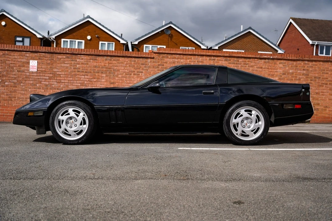1990 Chevrolet Corvette C4 - Image 28 of 30