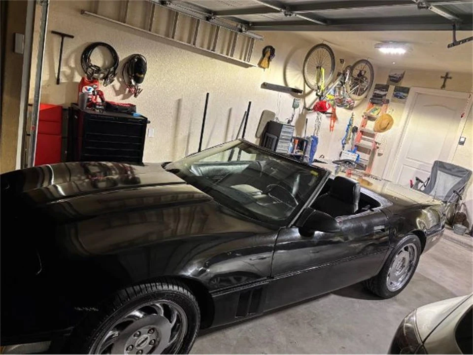1990 Chevrolet Corvette C4 - Image 2 of 7