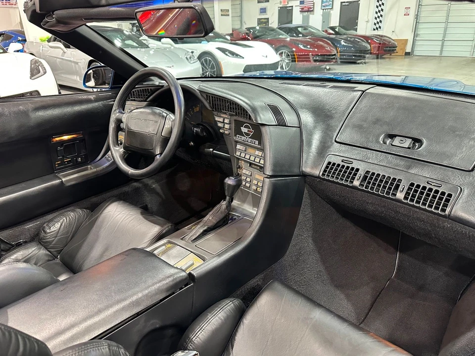 1990 Chevrolet Corvette C4 - Image 13 of 21