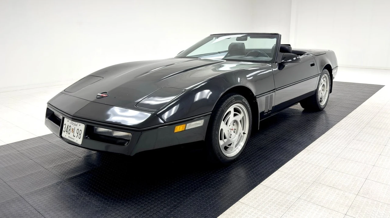 1990 Chevrolet Corvette C4 - Image 2 of 12