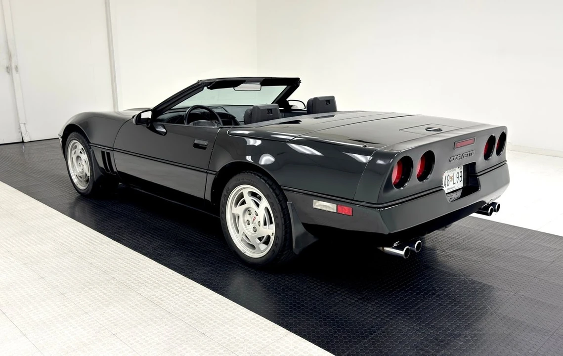 1990 Chevrolet Corvette C4 - Image 6 of 12
