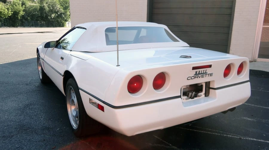 1990 Chevrolet Corvette C4 - Image 8 of 11