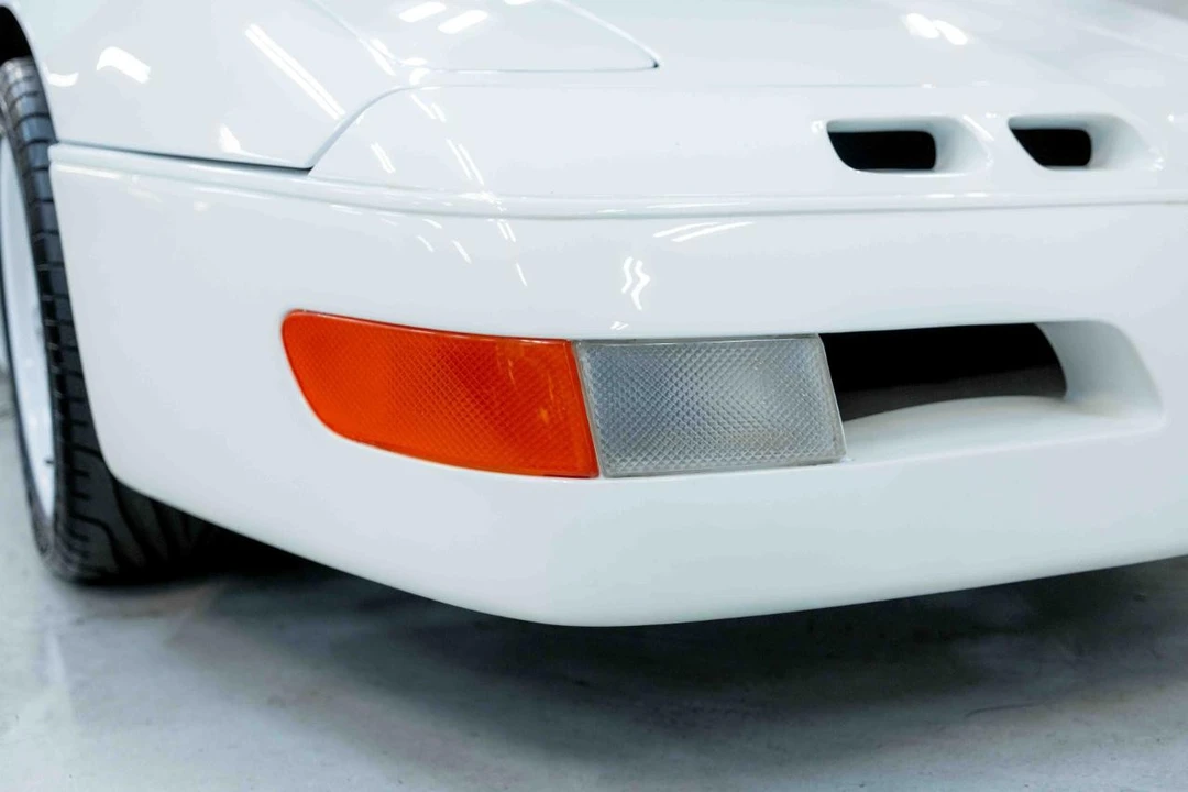 1990 Chevrolet Corvette C4 - Image 15 of 21