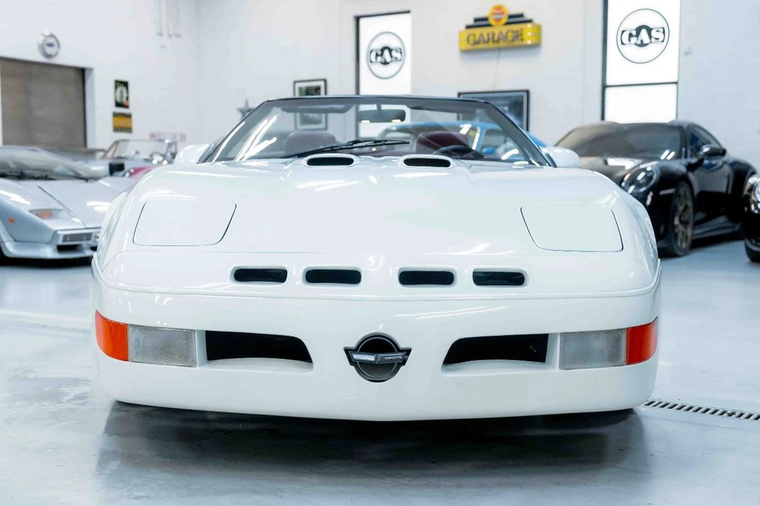 1990 Chevrolet Corvette C4 - Image 4 of 12