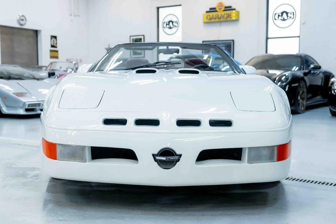 1990 Chevrolet Corvette C4 - Image 4 of 12