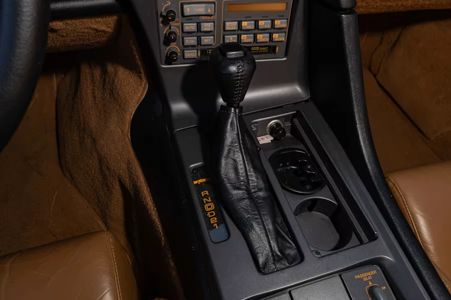 1990 Chevrolet Corvette C4 - Image 29 of 31