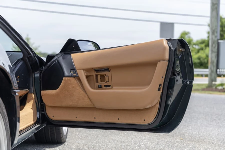 1990 Chevrolet Corvette C4 - Image 22 of 31