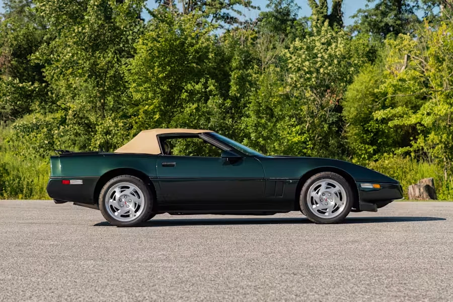 1990 Chevrolet Corvette C4 - Image 2 of 31