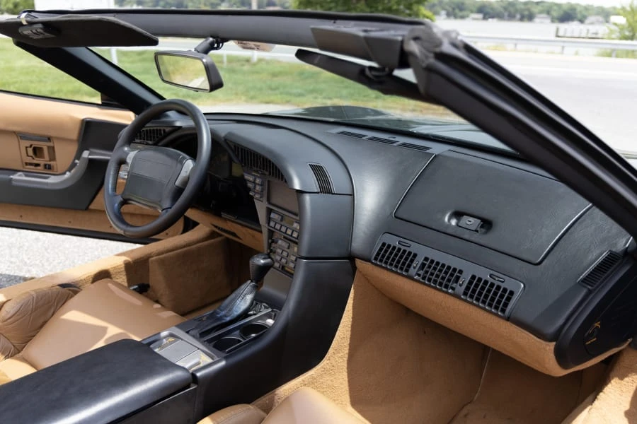 1990 Chevrolet Corvette C4 - Image 21 of 31