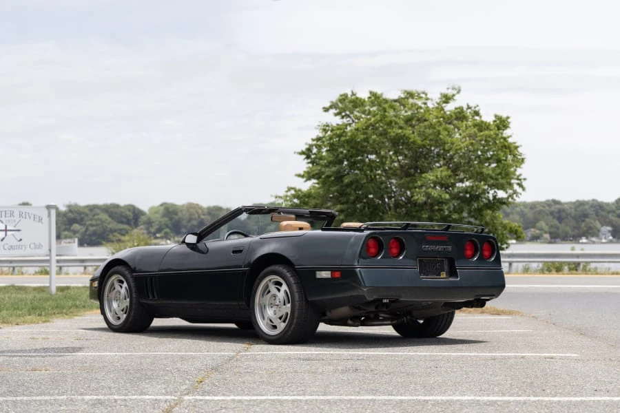 1990 Chevrolet Corvette C4 - Image 8 of 31