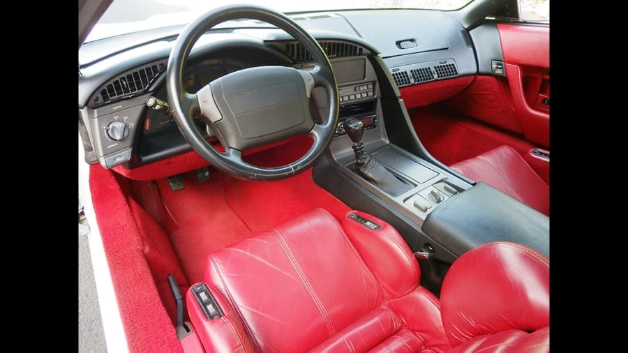 1990 Chevrolet Corvette C4 - Image 6 of 12