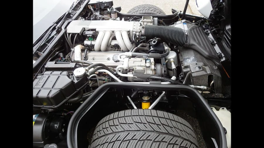 1990 Chevrolet Corvette C4 - Image 9 of 12