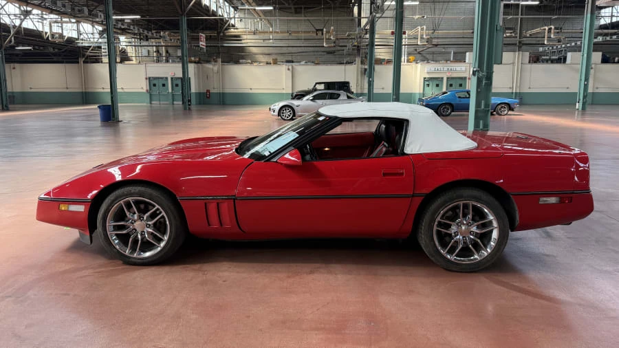 1990 Chevrolet Corvette C4 - Image 2 of 18