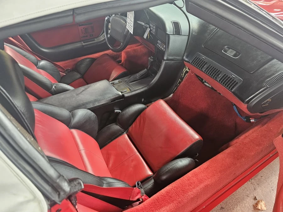 1990 Chevrolet Corvette C4 - Image 15 of 18