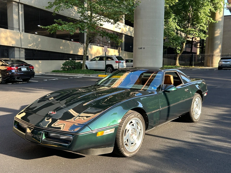 1990 Chevrolet Corvette C4 - Image 21 of 31