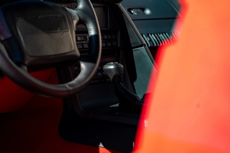 1990 Chevrolet Corvette C4 - Image 19 of 23