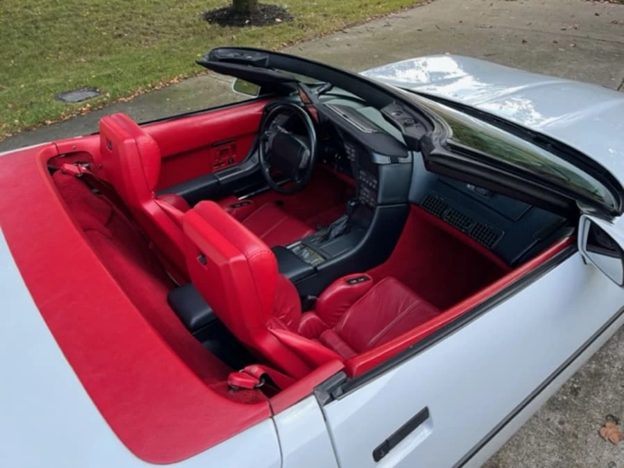1990 Chevrolet Corvette C4 - Image 11 of 19