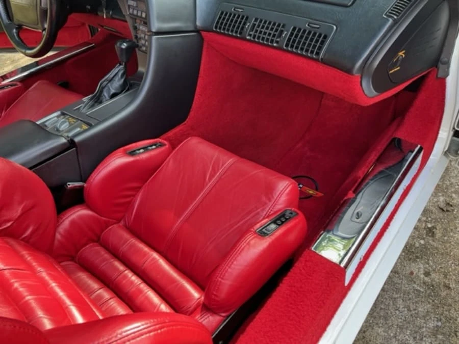 1990 Chevrolet Corvette C4 - Image 13 of 18