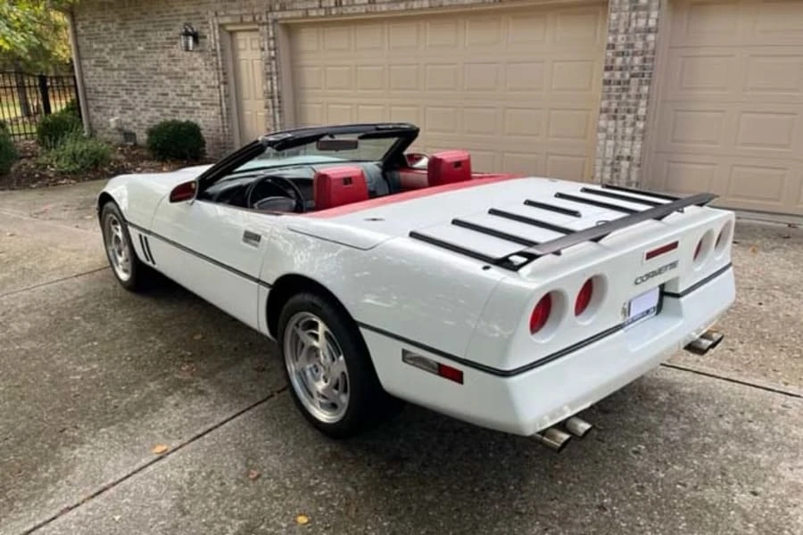 1990 Chevrolet Corvette C4 - Image 8 of 18