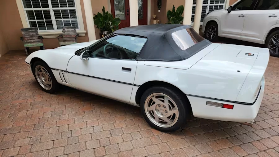 1990 Chevrolet Corvette C4 - Image 2 of 4