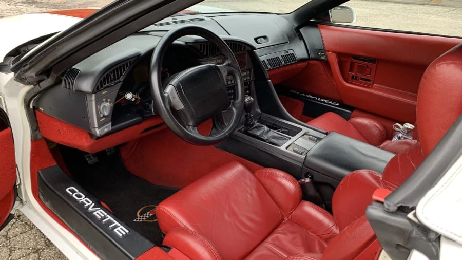 1990 Chevrolet Corvette C4 - Image 2 of 8