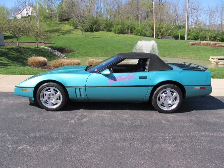 1990 Chevrolet Corvette C4 - Image 2 of 8