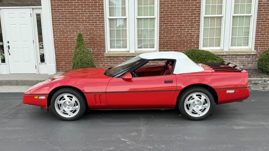 1990 Chevrolet Corvette C4 - Image 2 of 12