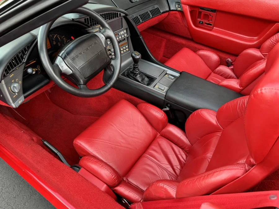 1990 Chevrolet Corvette C4 - Image 8 of 12