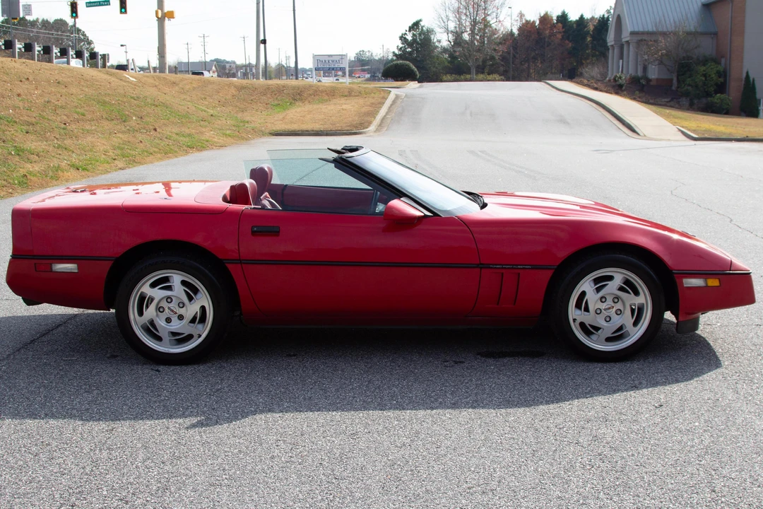 1990 Chevrolet Corvette C4 - Image 3 of 31