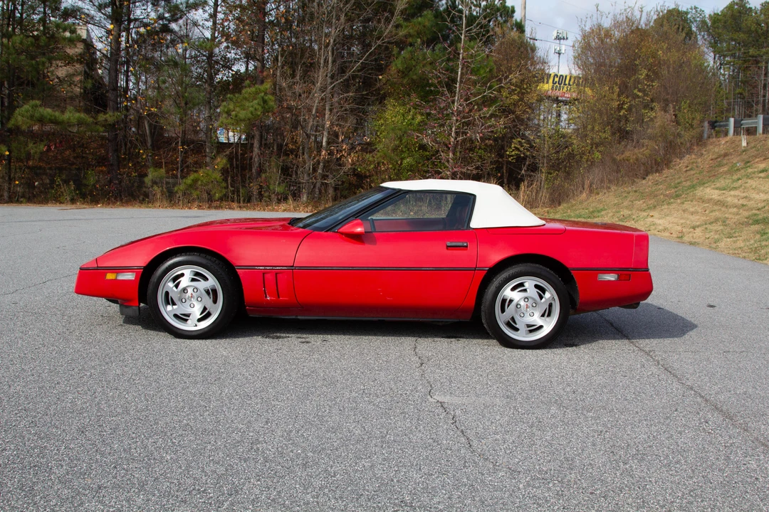 1990 Chevrolet Corvette C4 - Image 23 of 31