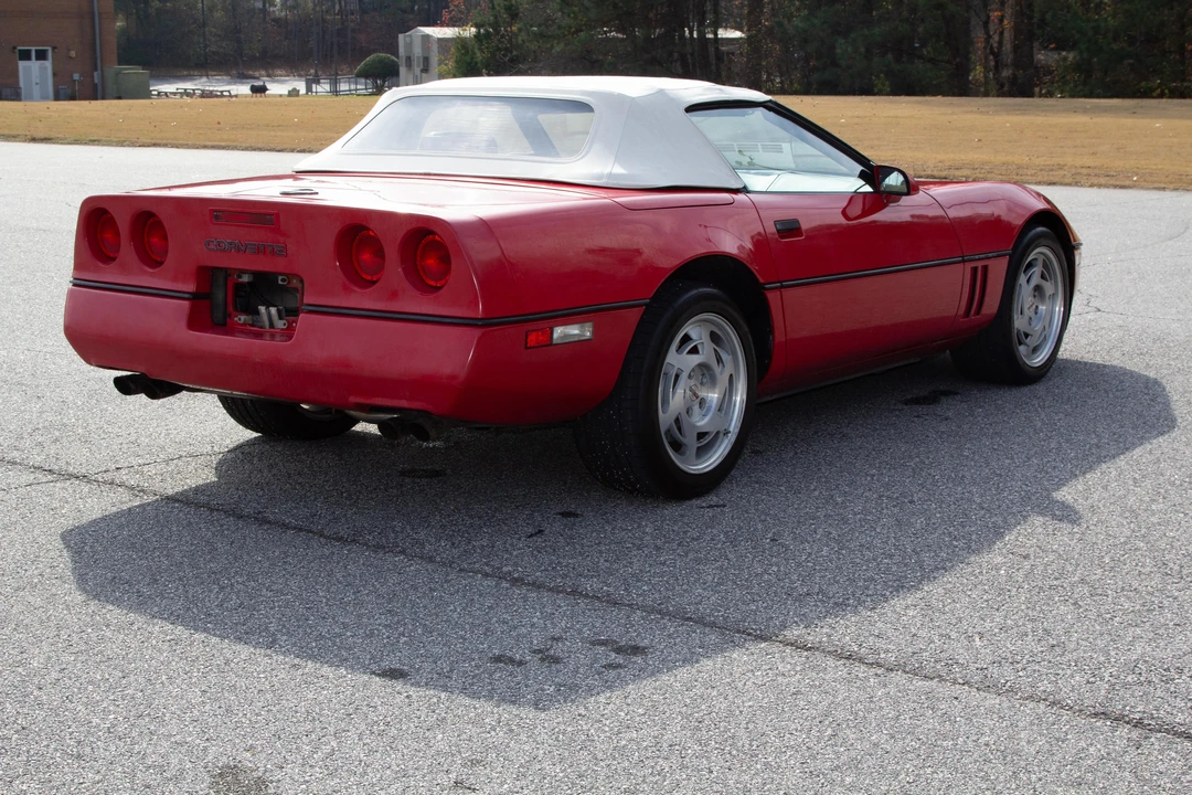 1990 Chevrolet Corvette C4 - Image 24 of 31
