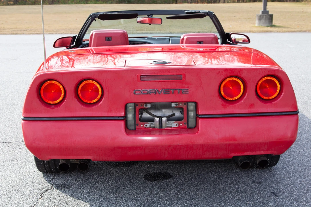 1990 Chevrolet Corvette C4 - Image 16 of 31