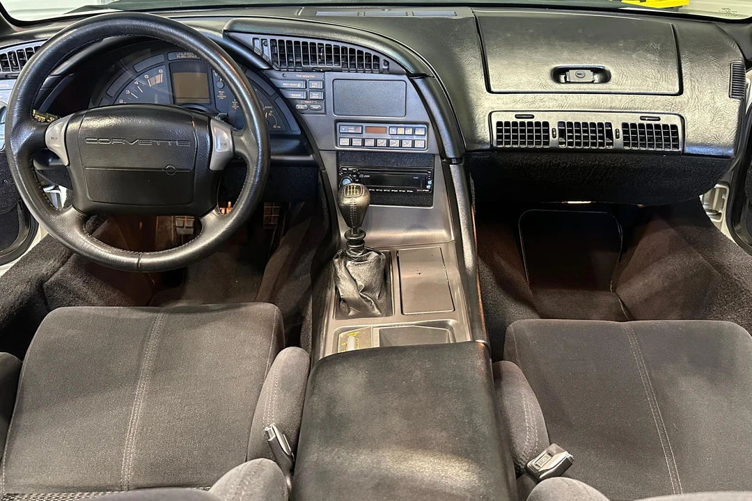 1990 Chevrolet Corvette C4 - Image 31 of 31