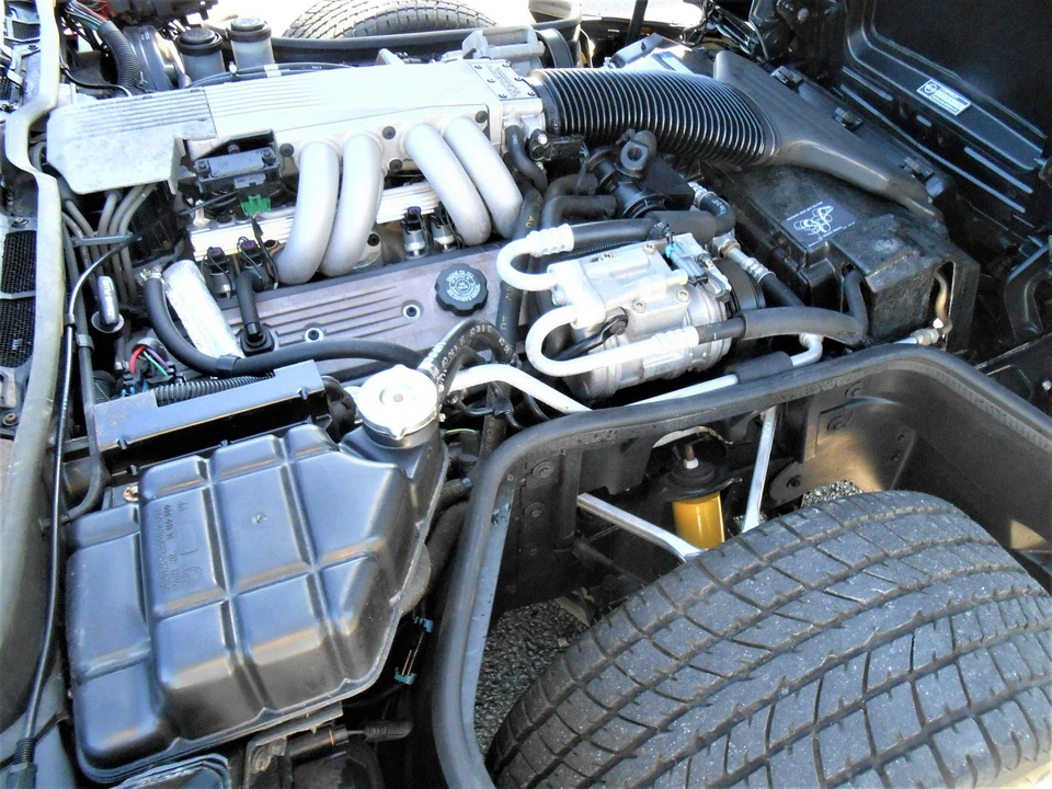 1990 Chevrolet Corvette C4 - Image 12 of 21