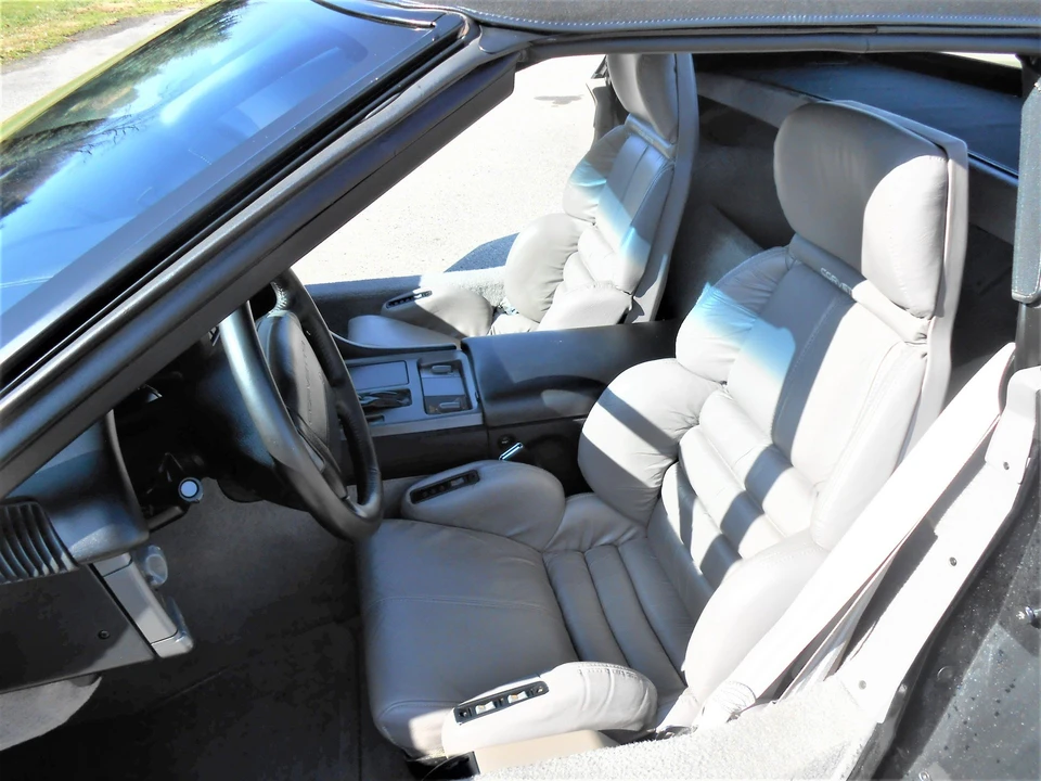 1990 Chevrolet Corvette C4 - Image 5 of 21
