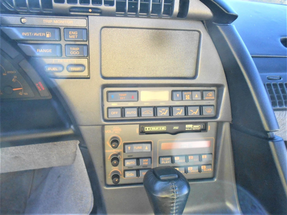 1990 Chevrolet Corvette C4 - Image 10 of 21