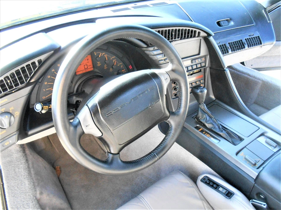 1990 Chevrolet Corvette C4 - Image 6 of 21